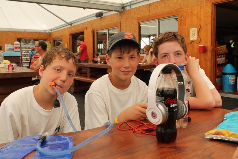 Village Camps International Summer Camp Leysin, Switzerland 2025-08-09 https://www.villagecamps.com/journals_admin/images/695-10-yellowgreenies (70).jpg